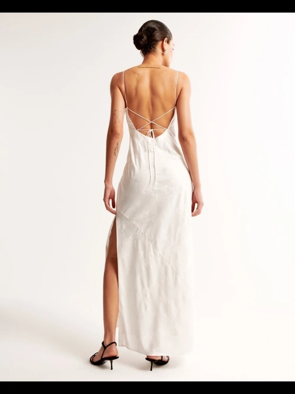NWT Abercrombie White Jacuard Dress